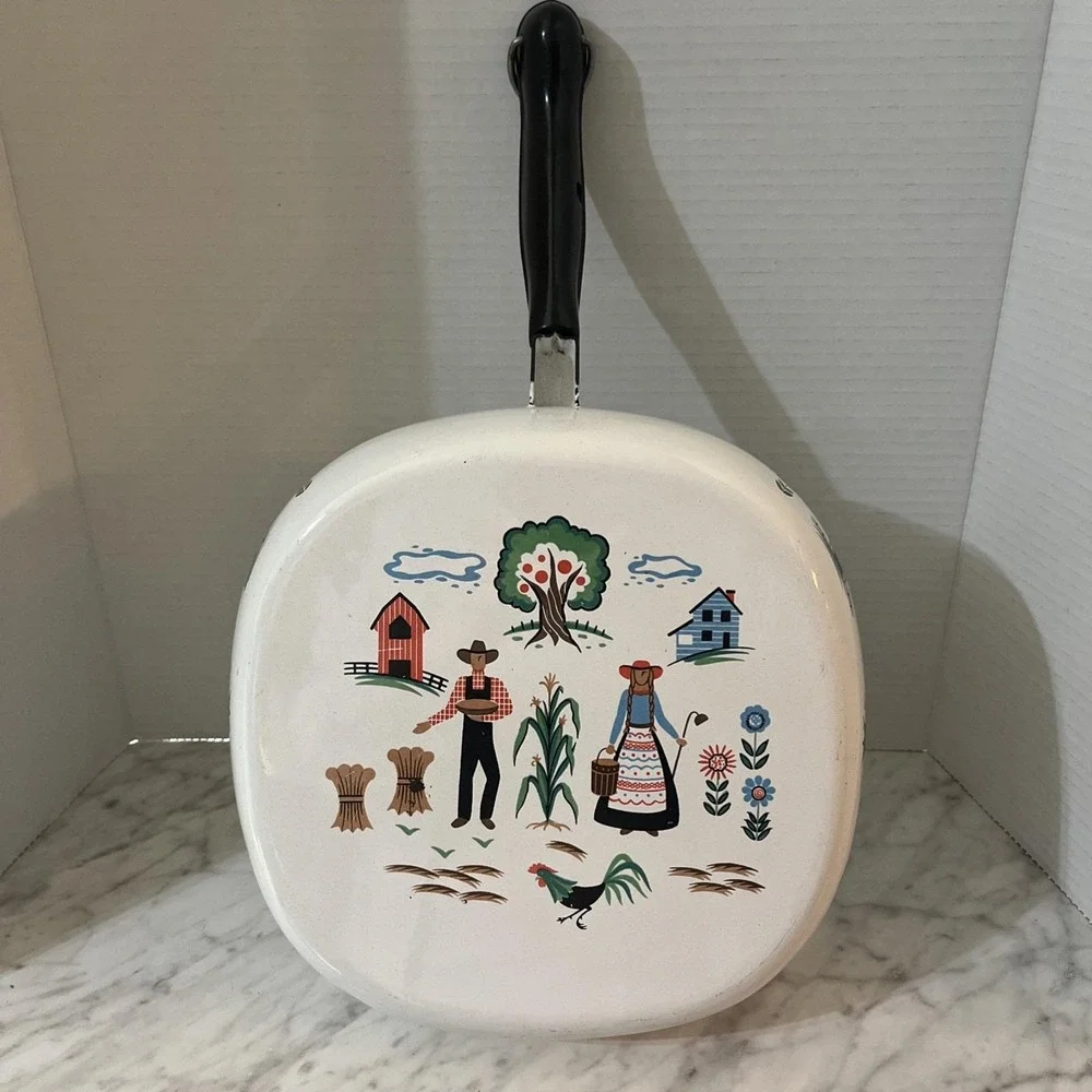 Rare VTG  Berggren enamelware 8